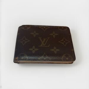 Authentic Louis Vuitton Men's Bifold Wallet Pre-used Vintage